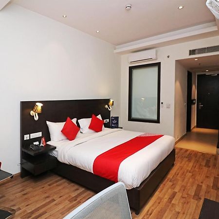 Capital O 19296 Joy Inn & Suites Bhiwadi Exteriér fotografie