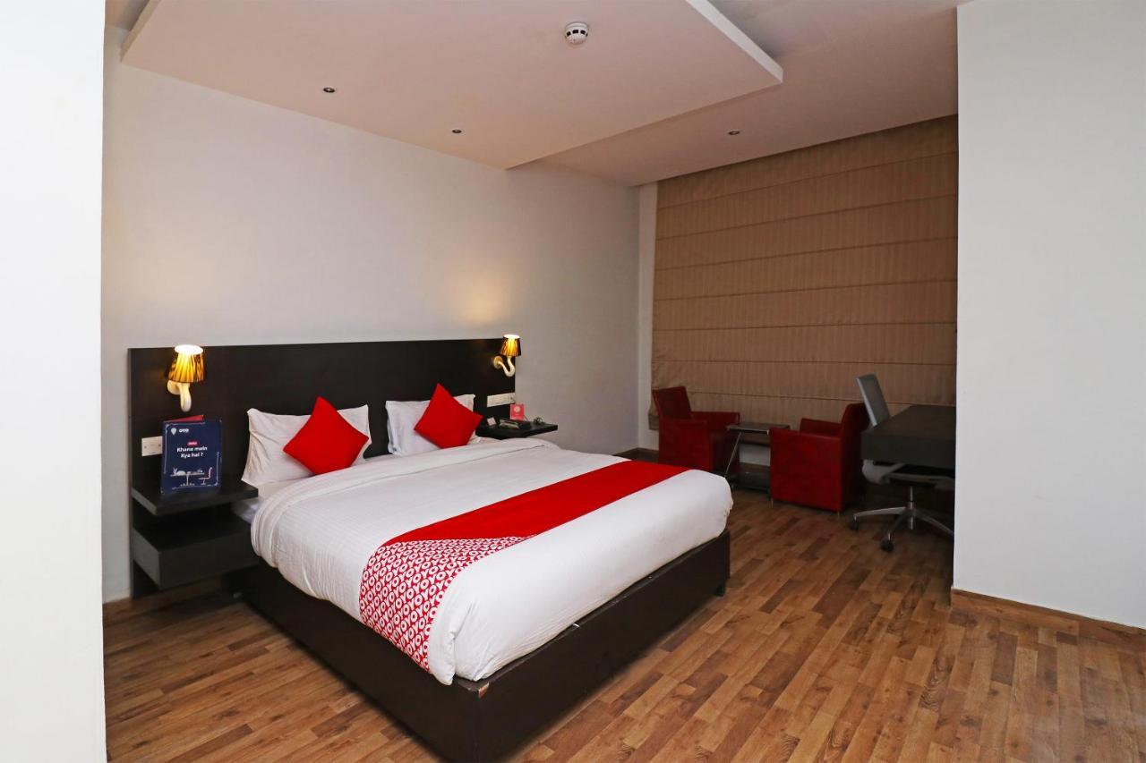 Capital O 19296 Joy Inn & Suites Bhiwadi Exteriér fotografie