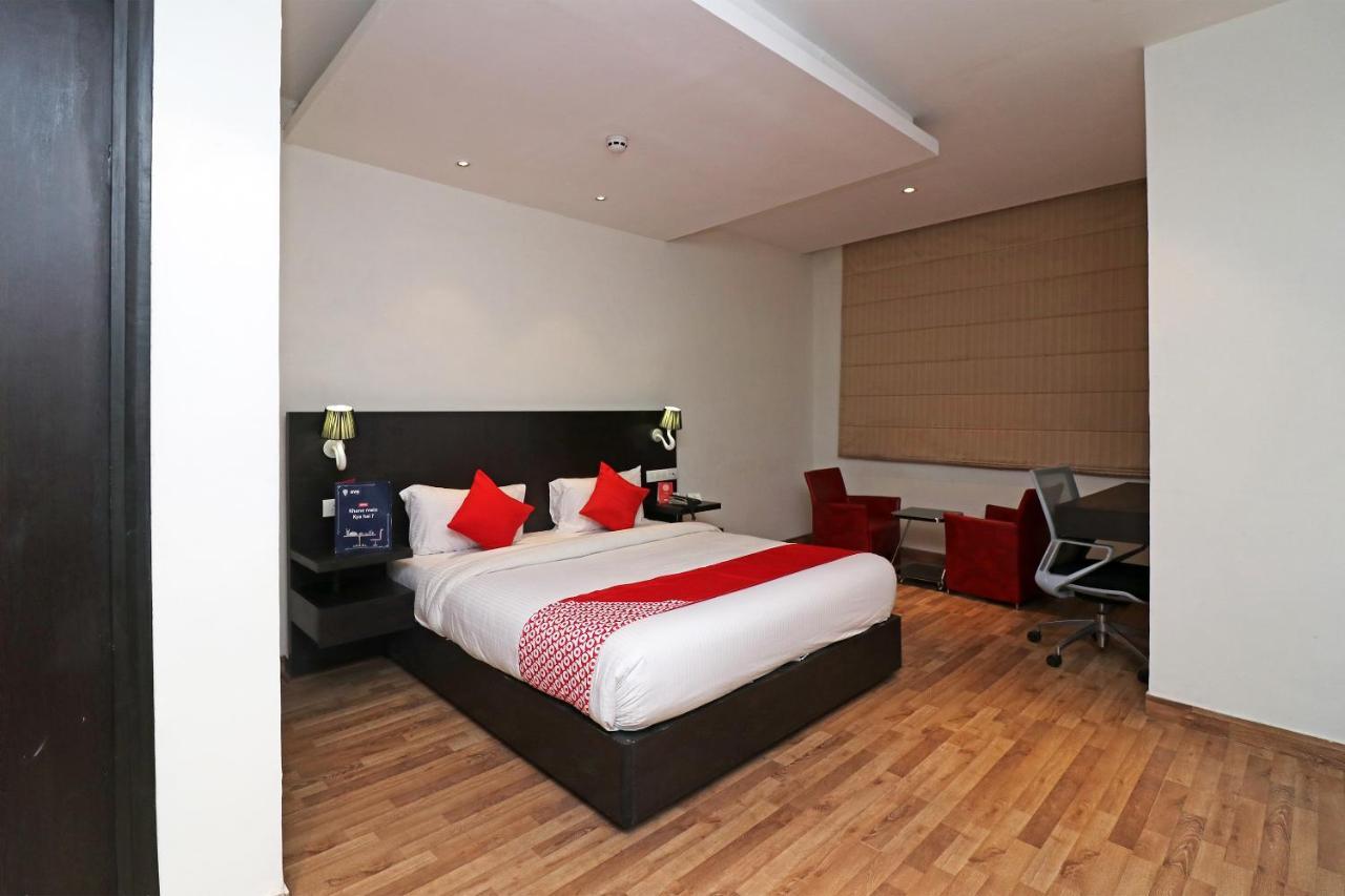 Capital O 19296 Joy Inn & Suites Bhiwadi Exteriér fotografie
